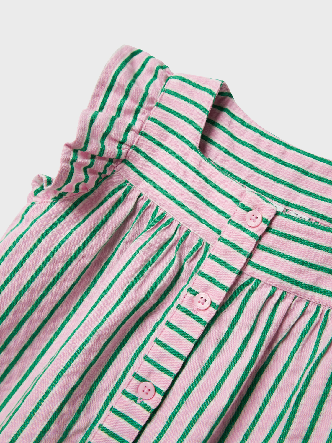 model_shot-front_full